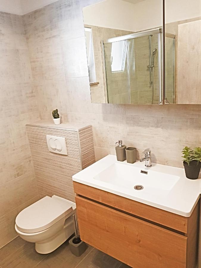 Apartments Antonio 2 Сень Екстер'єр фото
