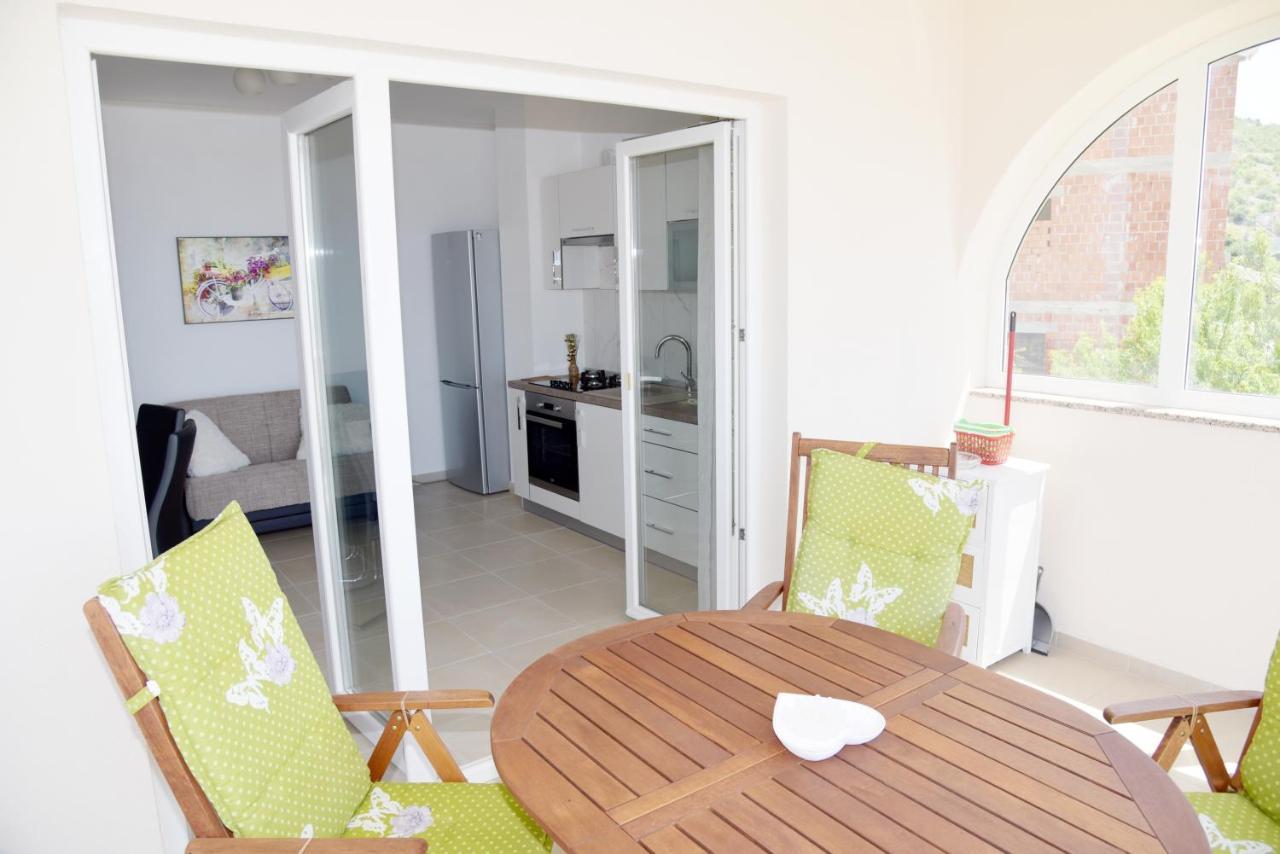 Apartments Antonio 2 Сень Екстер'єр фото