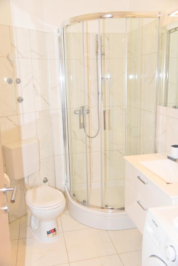 Apartments Antonio 2 Сень Екстер'єр фото